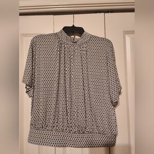 Worthington Crop Style Dress shirt- Size L, never worn
